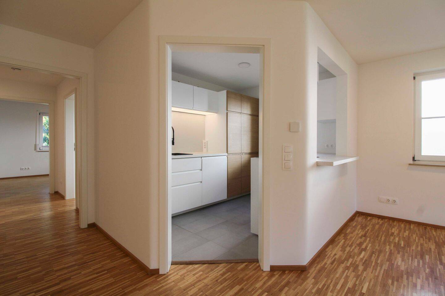 Wohnen am Krüpelsee: Stilvolle 3-Zimmer-ETW mit Balkon, Pkw-Stellplatz und Gemeinschafts-Bootssteg, 15712 Königs Wusterhausen