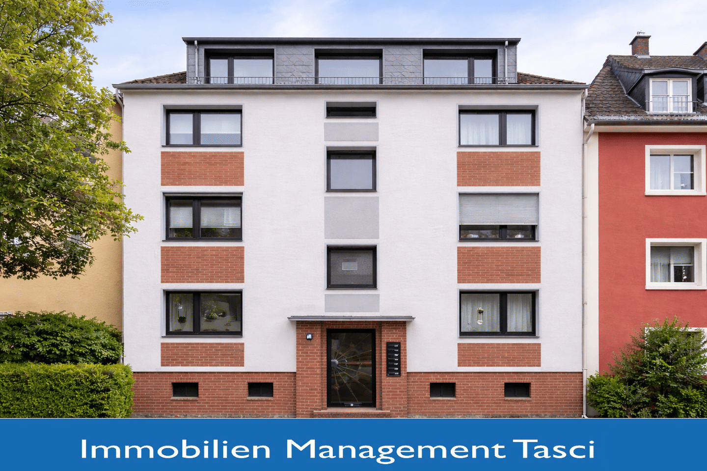 Charmante, voll möblierte 2-Zimmer-Dachgeschosswohnung, 45130 Essen (Rüttenscheid Südviertel)