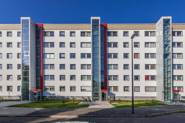 Familienfreundliche 3-Zimmerwohnung mit Aufzug!, 1239 Dresden