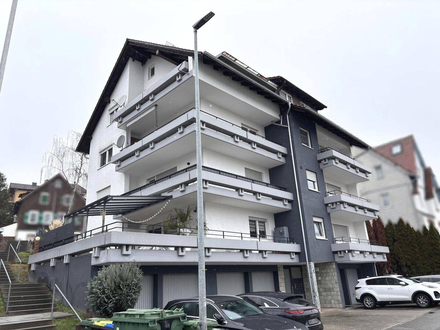 Familiendomizil: Großzügige Wohnung mit vier Zimmern und Garage!, 75217 Birkenfeld