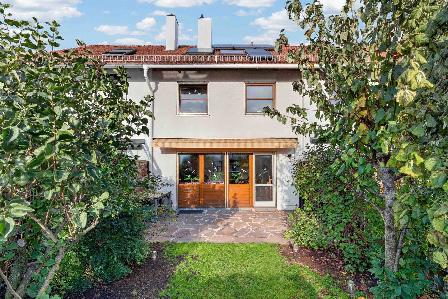 Gepflegtes Reihenmittelhaus mit sonnigem Südwestgarten und Ausbaupotenzial, 89264 Weißenhorn