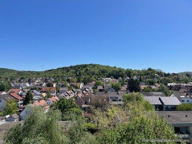 Schöne, sofort beziehbare, Wohnung mit Weitblick und TG-Stellplatz!, 76229 Karlsruhe (Durlach Grötzingen)