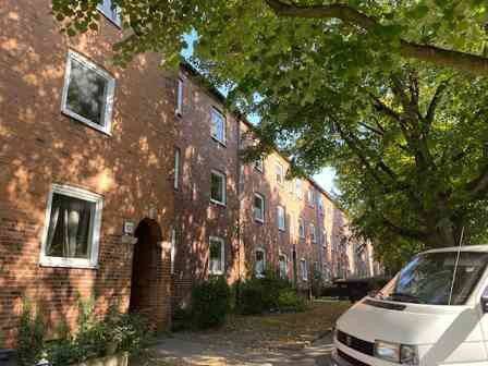 Modernisierte 2 Zimmer Wohnung zu vermieten!, 24106 Kiel (Wik)