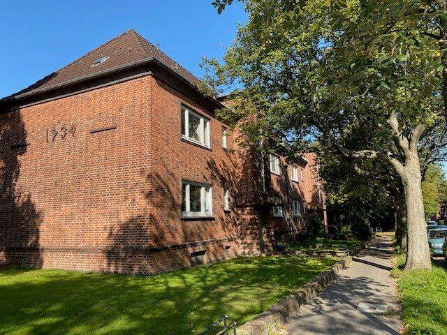 Schöne 2 Zimmer Wohnung zu vermieten!, 24118 Kiel (Ravensberg)