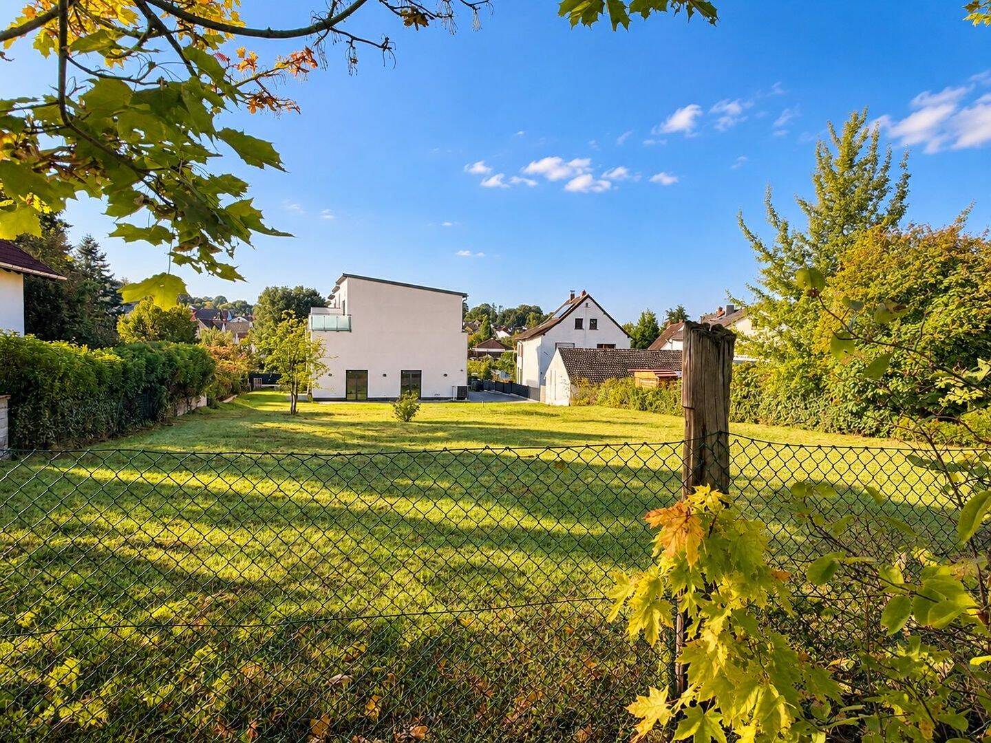Hermann Immobilien:
Großzügiges Baugrundstück mit 832 m² in schöner Wohnlage von Oberrodenbach, 63517 Rodenbach