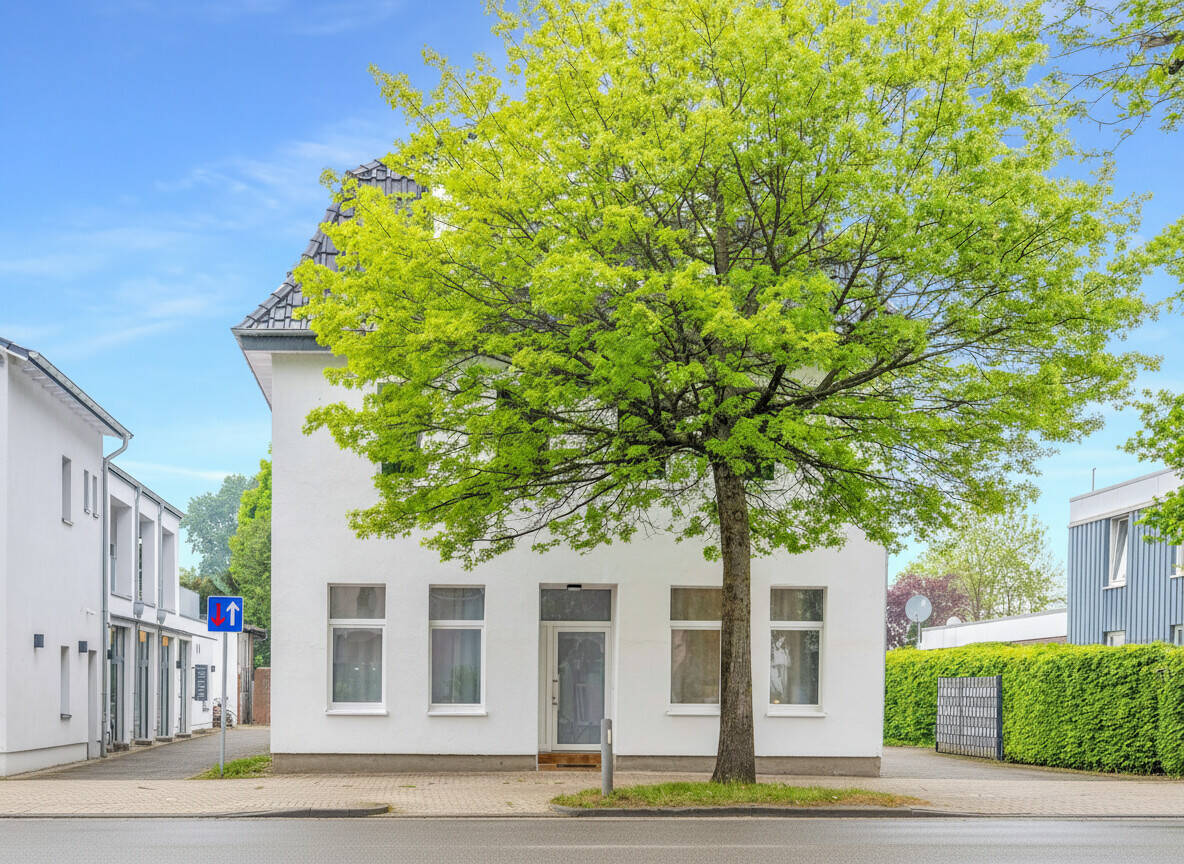 Modernisierte 5-Zimmer-Eigentumswohnung in City-Nähe mit hoher Rendite, 26135 Oldenburg (Oldb) (Kreyenbrück Krusenbusch Neuenwege Osternburg Tweelbäke)