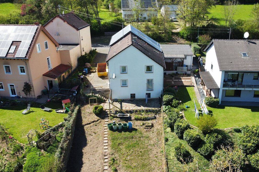 Ländliches Bauernhaus mit Scheune in ruhiger Lage von Rittersdorf, 54636 Rittersdorf