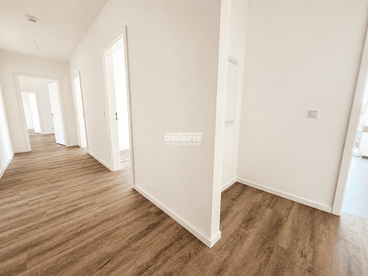 antaris Immobilien GmbH **Ihr neues Zuhause: Stilvolle 5-Raum-Wohnung mit Wow-Faktor**, 99085 Erfurt (Daberstedt Hohenwinden Ilversgehofen Johannesvorstadt Krämpfervorstadt)
