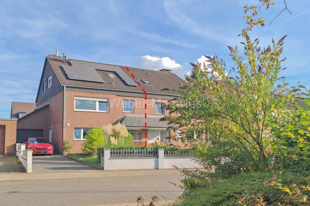 Großzügige Doppelhaushälfte mit Garten, Terrasse und flexiblem Raumkonzept, 51399 Burscheid