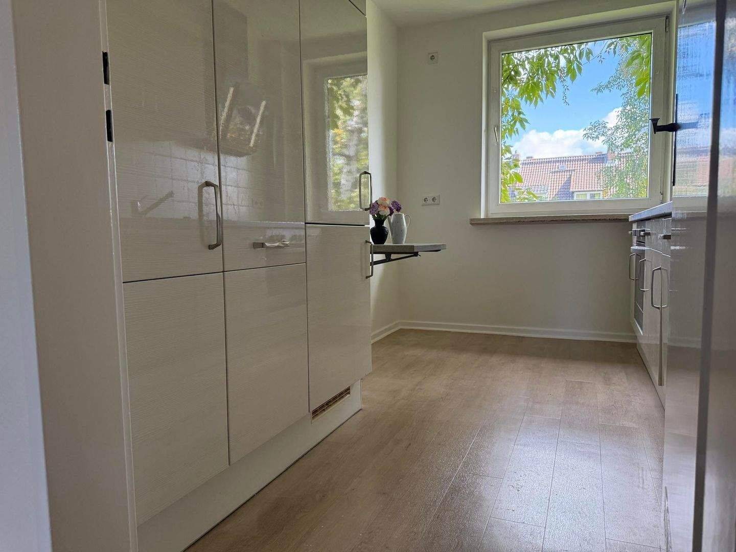Frisch renovierte 3 ZKB mit EBK und Balkon in Wilhelmshöhe, 34131 Kassel (Bad Wilhelmshöhe Brasselsberg Kirchditmold)