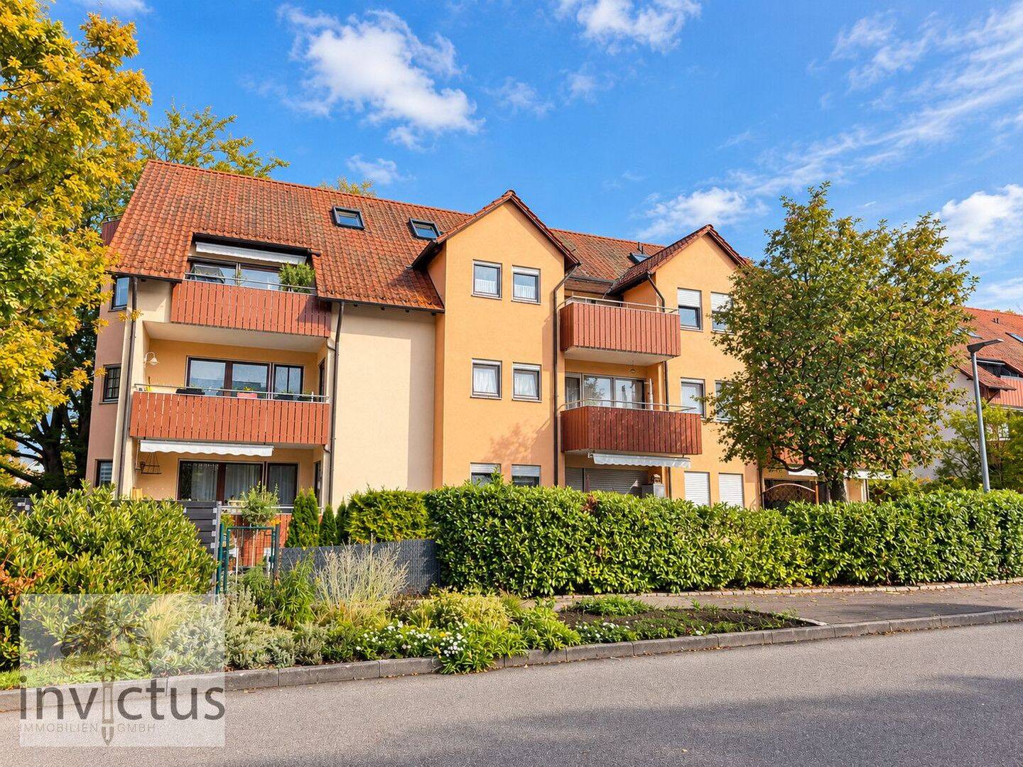 Wohnen mit Weitblick – attraktive Maisonettewohnung mit 2 TG-Stellplätzen in Weinsberg, 74189 Weinsberg