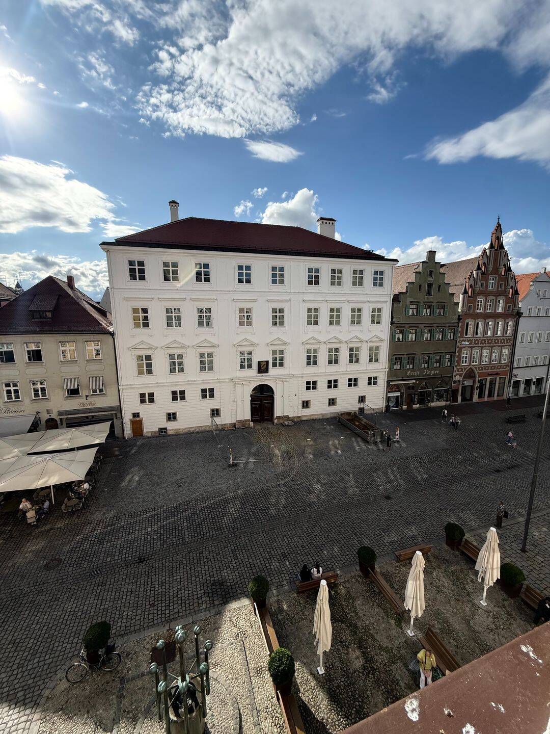 Stilvolle 4-Zi.-Altbau-Whg. + Wohnküche, Altstadt, Eichenparkett, WG geeignet, 84028 Landshut (Altstadt Peter und Paul)