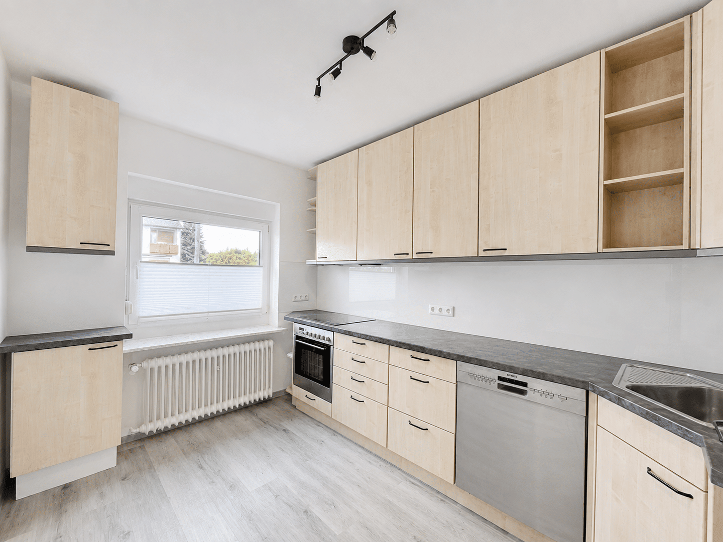 Charmantes Reihenmittelhaus in Vellmar-Frommershausen – Ihr ideales Zuhause erwartet Sie!, 34246 Vellmar (Hof Mondschirm)