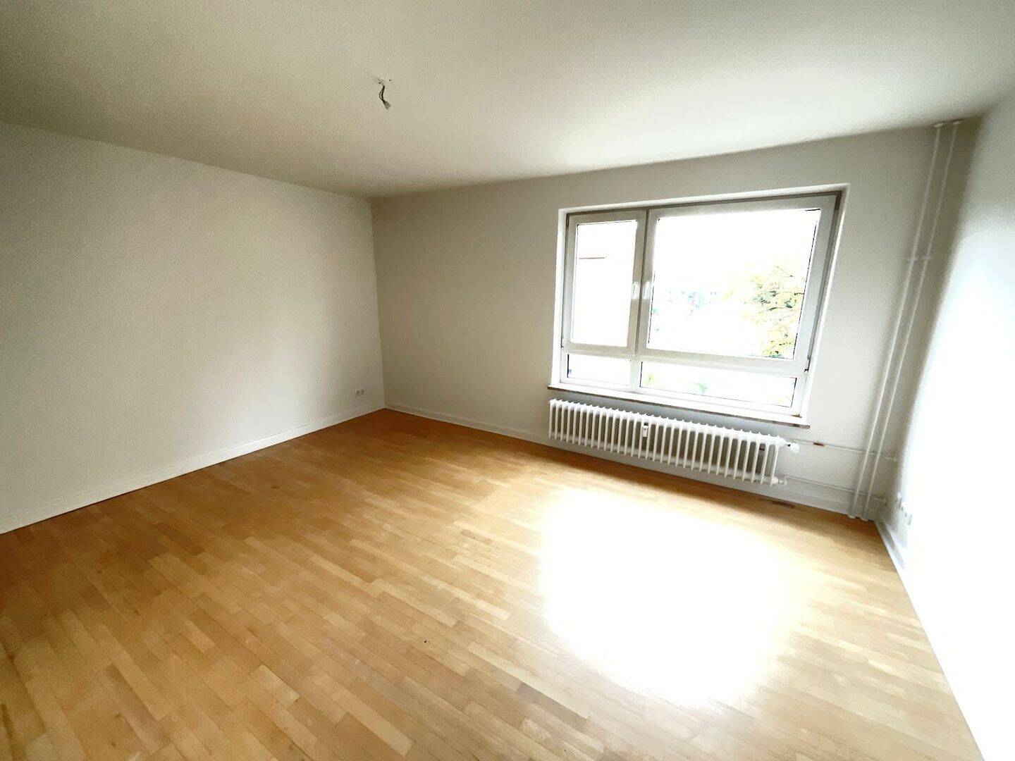 Schöne 2 Zimmer Wohnung zum wohl fühlen., 24148 Kiel (Ellerbek Wellingdorf)