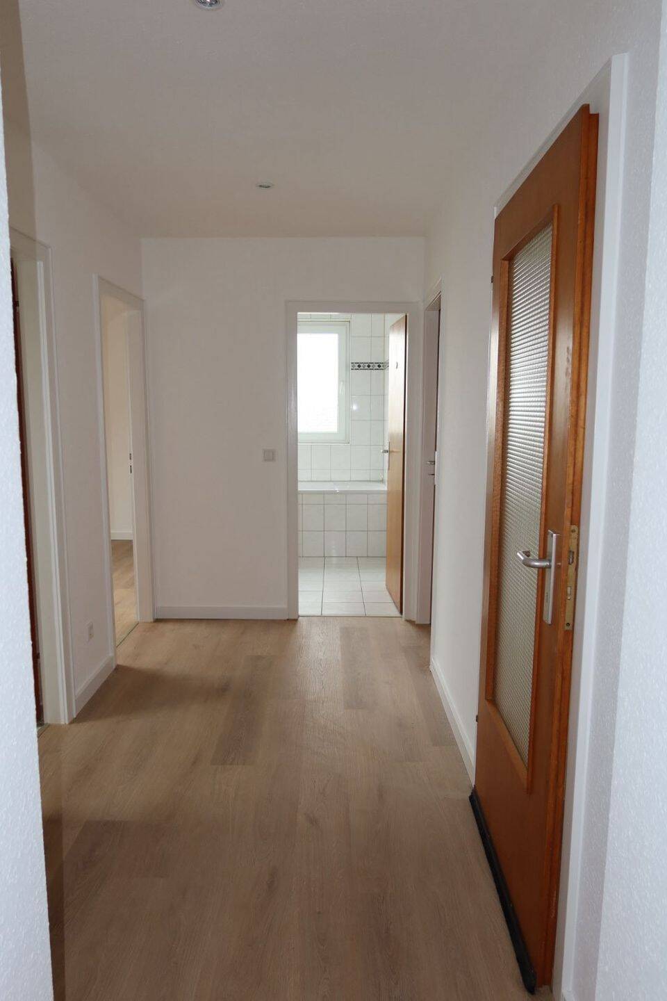 Erstbezug nach Sanierung: 2,5-Zimmer-Wohnung in Düsseldorf-Wersten, 40591 Düsseldorf (Eller Holthausen Oberbilk Wersten)