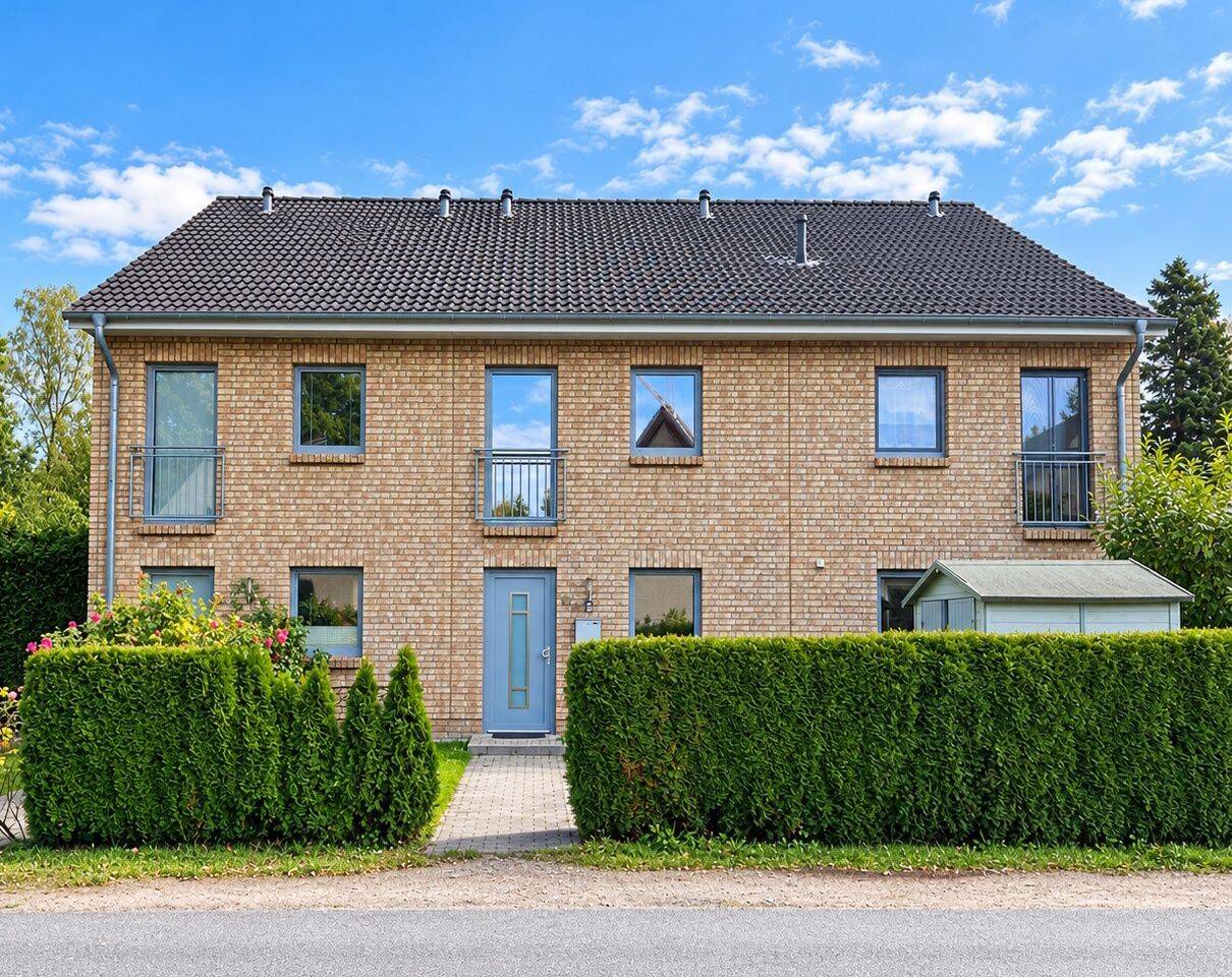 Familienfreundliches Reihenmittelhaus in grüner und zentraler Lage von Norderstedt, 22844 Norderstedt