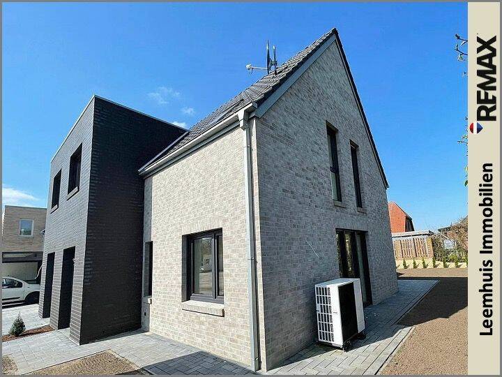 * ca. 15 km nach Bad Zwischenahn  *Moderne Doppelhaushälfte, rechte Seite*Neubau* KfW 40 * Luftwärmepumpe*, 26160 Bad Zwischenahn