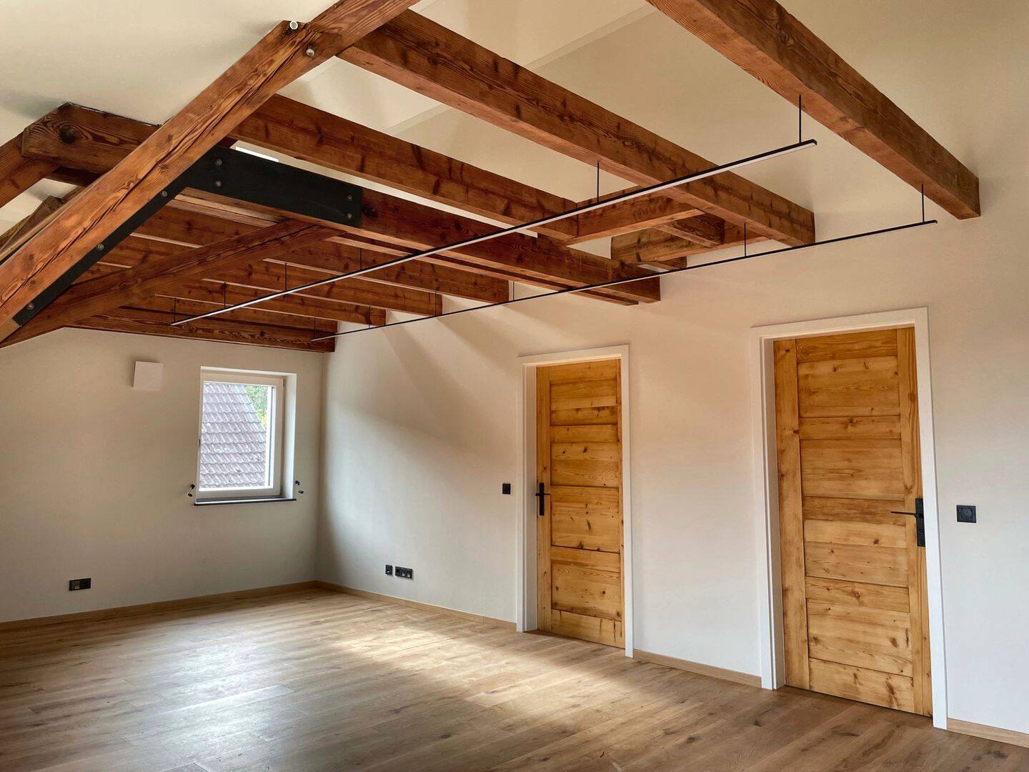 Licht, Holz und Wohlfühlen – 4 Zimmer auf ca. 95 m² in Unterbalzheim, 88481 Balzheim