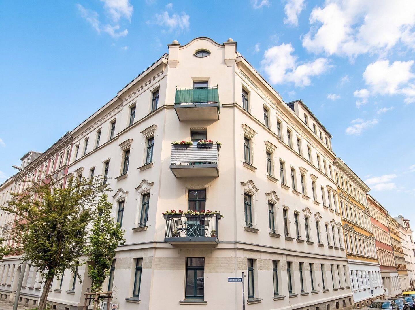 Frisch saniert in Stötteritz: 2 Zimmer mit großzügiger Wohnküche & Balkon ins Grüne, 4299 Leipzig (Probstheida Stötteritz)