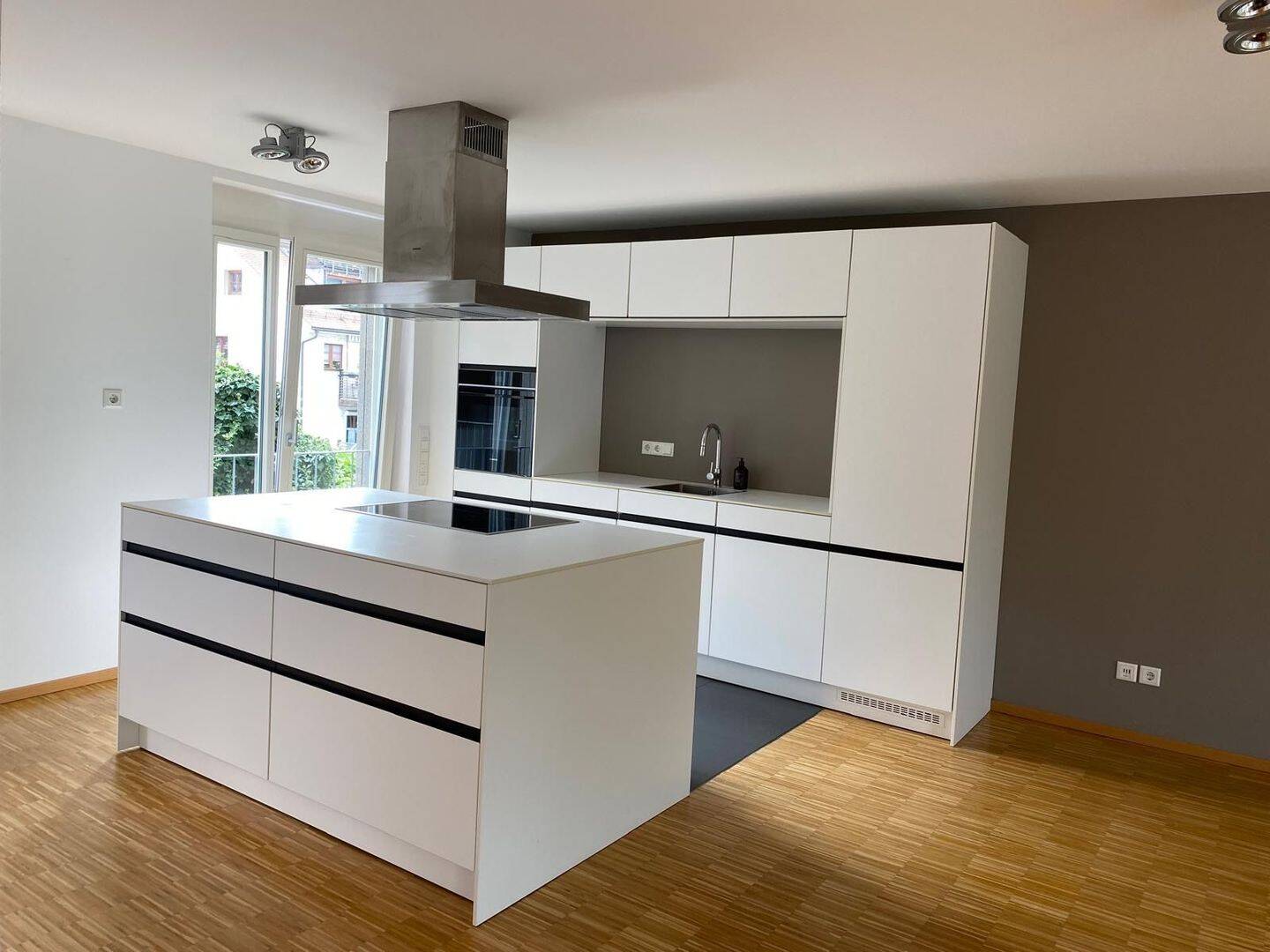 Moderne Wohnung mit Balkon in der Altstadt, 78462 Konstanz