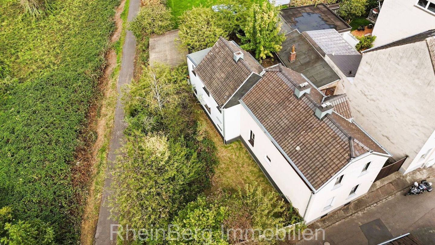 Anwesen | mit Einliegerwohnung | 350m zum Rhein | am Grüngürtel, 51143 Köln (Porz Langel Zündorf)