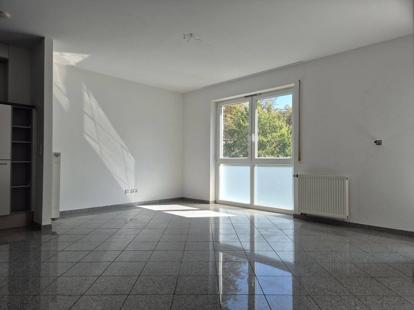 *Ruhige Lage und dennoch kurze Wege* stilvolle 3 Zimmer-Wohnung mit zwei Balkonen!, 89077 Ulm (Söflingen Weststadt)