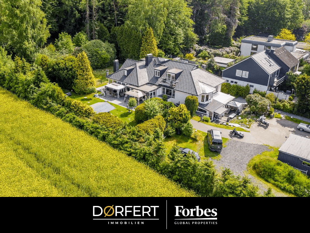 Riesenreeder-Villa mit großem Wohnbereich, Wellness, Waldzugang auf 5000 m², 21224 Rosengarten
