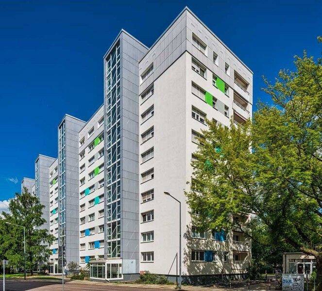 Erstbezug nach Sanierung: gut geschnittene 2-Zimmer-Wohnung mit Balkon in Johannstadt, 1307 Dresden