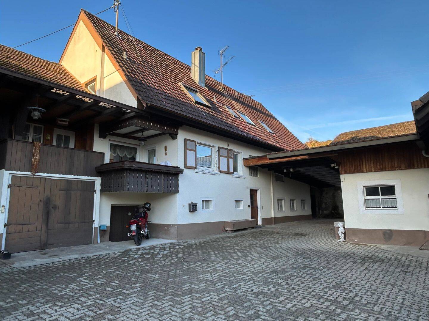 Großzügiges Anwesen. Viele Wohnideen., 79361 Sasbach am Kaiserstuhl