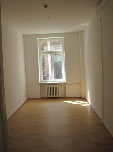 Schönes WG-Zimmer (1.4) mit ca. 18 m² in perfekter Lage, 6108 Halle (Saale) (Altstadt Giebichenstein Innenstadt Paulusviertel Saaleaue)