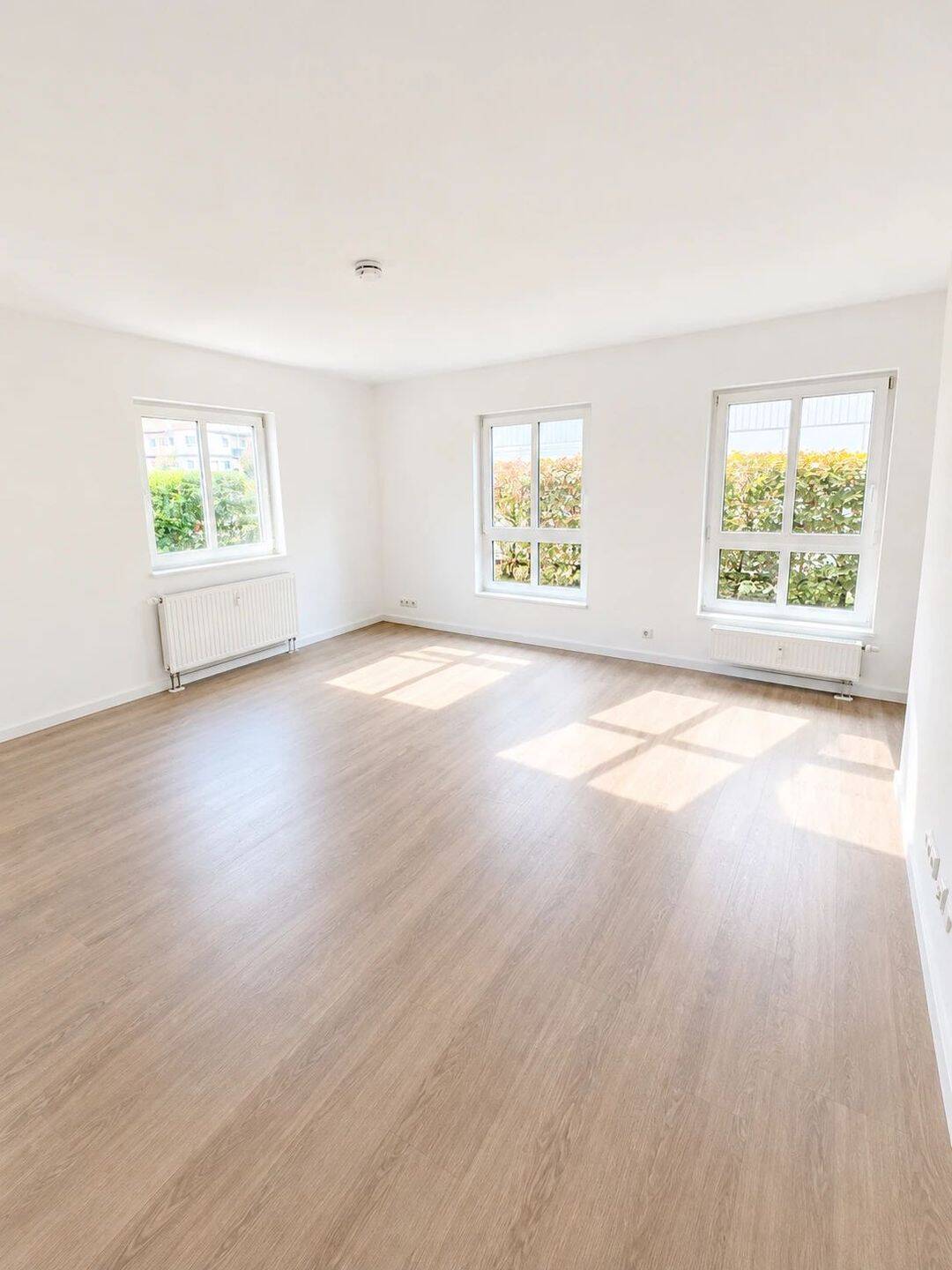 Frisch renovierte 2 Zimmer – Ihr neues Zuhause im Grünen mit kleinem Garten und Terrasse, 15831 Blankenfelde-Mahlow