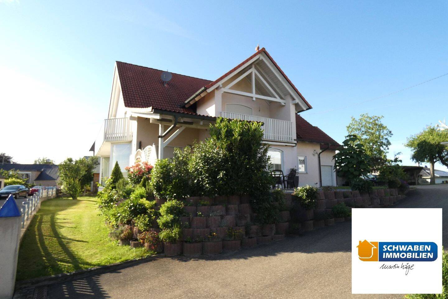 GROSSZÜGIG WOHNEN: 4-Zi.-Wohnung mit Terrasse, Garten und Doppelgarage in Bühl/Bibertal zu vermieten, 89346 Bibertal