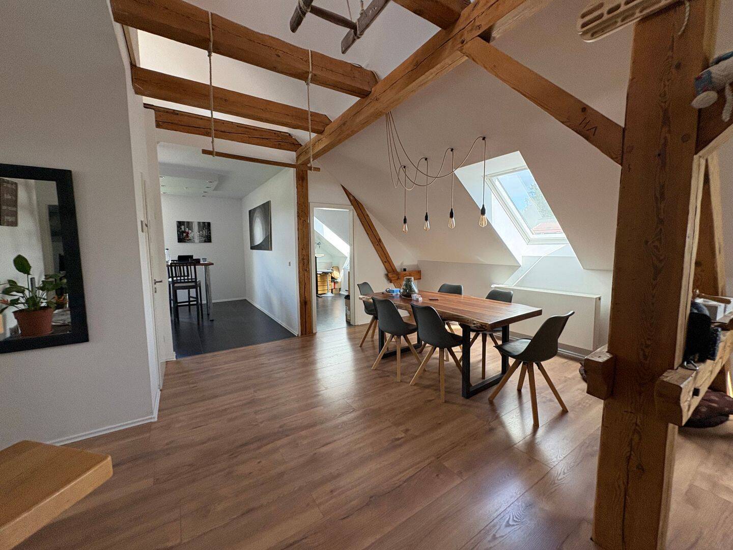 Altbaucharme und modernes Wohnkonzept in Zweifamilienhaus, 16540 Hohen Neuendorf