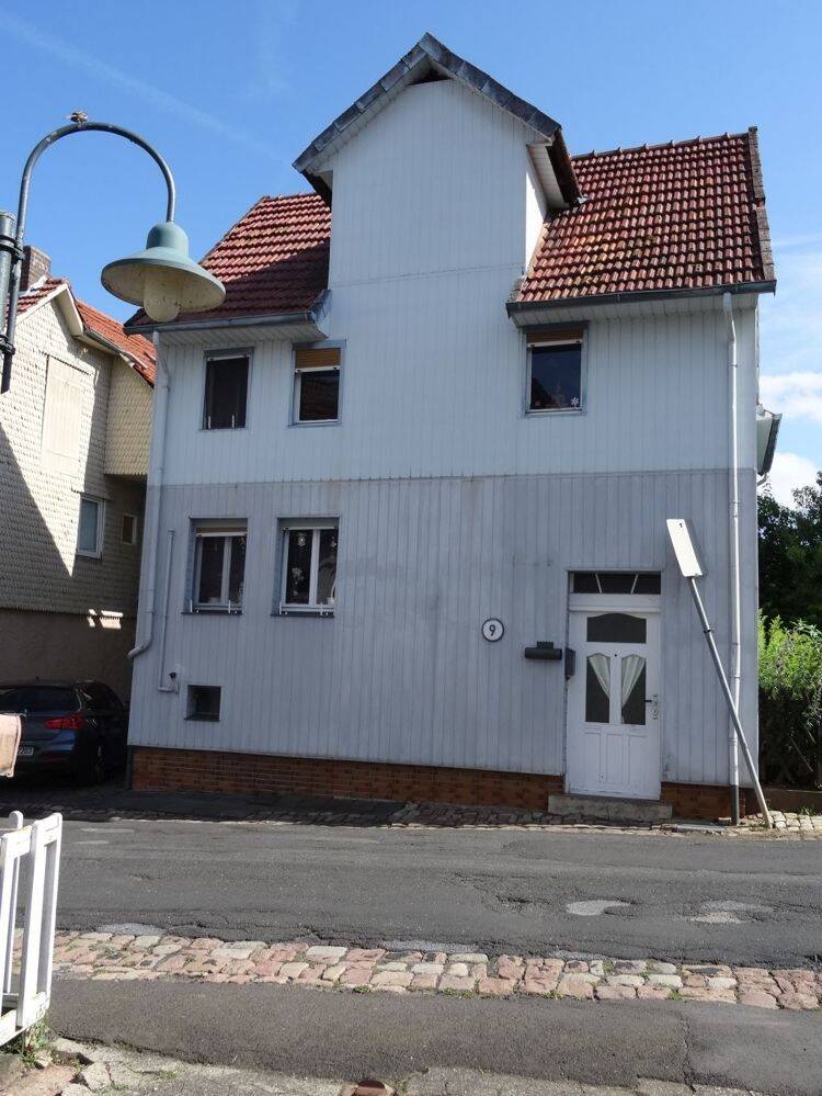 Schnuckeliges Fachwerk-EFH mit Renovierungsbedarf zu kleinem Preis in Morschen. PROVISIONSFREI !, 34326 Morschen