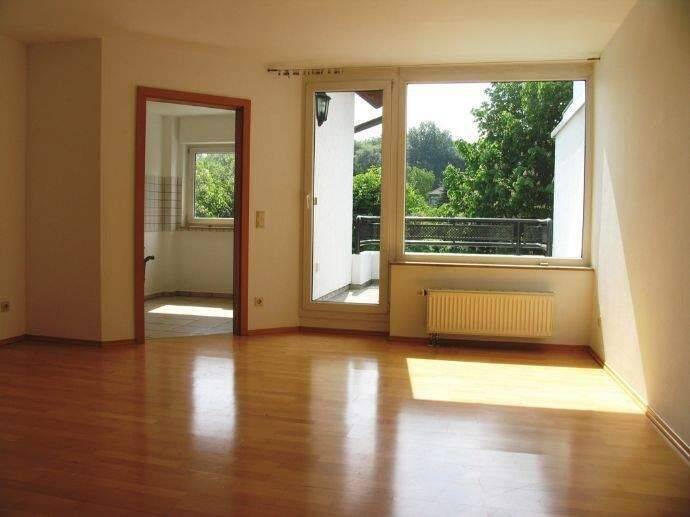 Hell, renoviert, schöner Ausblick und über 2 Ebenen, 58456 Witten