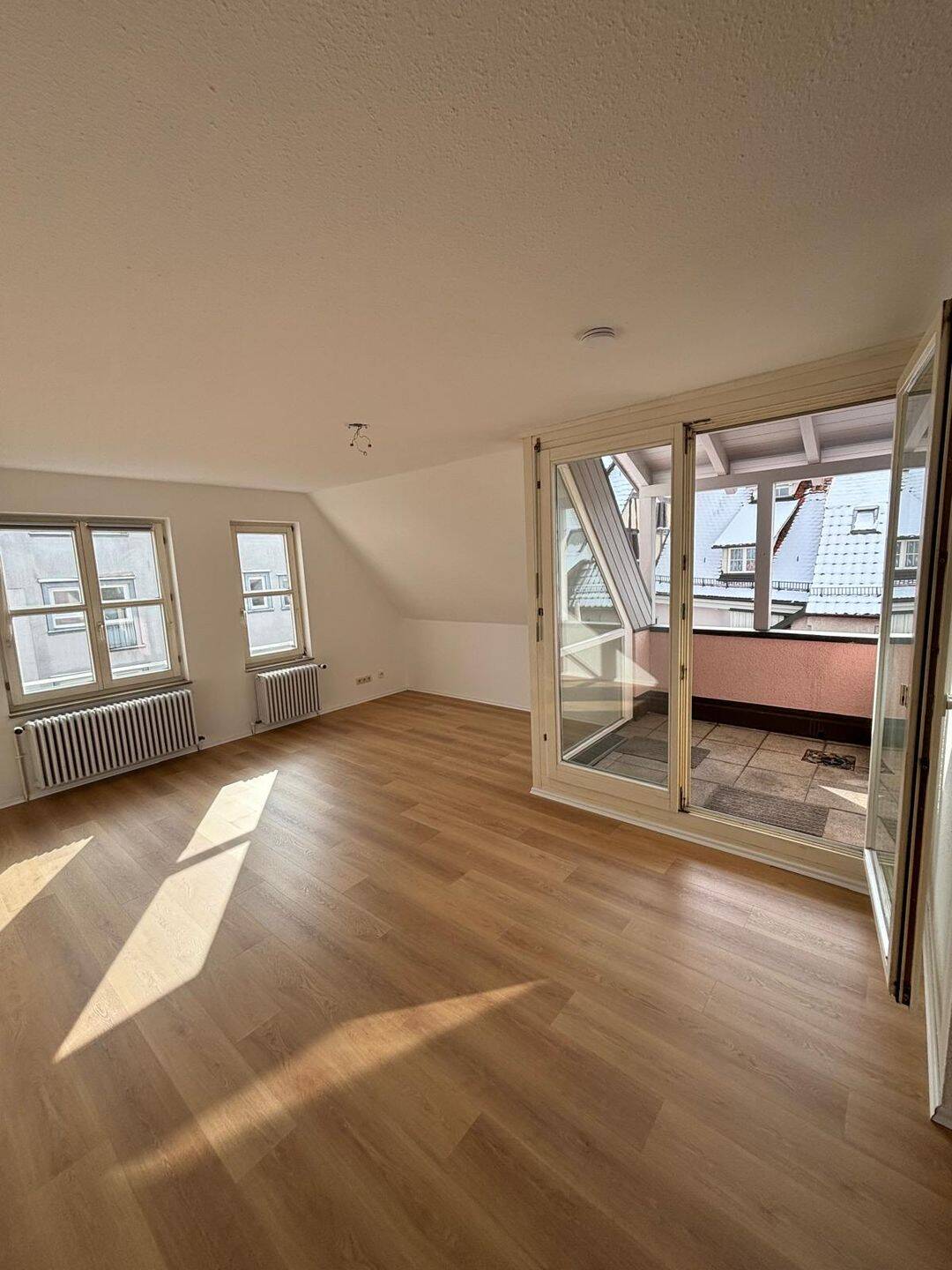 Süd-West-Sonne trifft historischen Charme – 2-Zimmer-Wohnung in Top-Lage, 78628 Rottweil