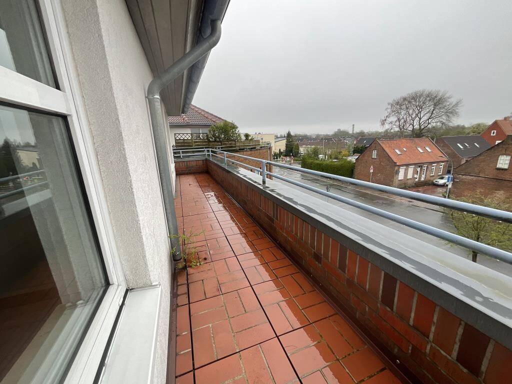 Renovierte 3-ZKB-Balkonwohnung in der City zu vermieten!, 26382 Wilhelmshaven (Bant Heppens Innenhafen Innenstadt Siebethsburg)