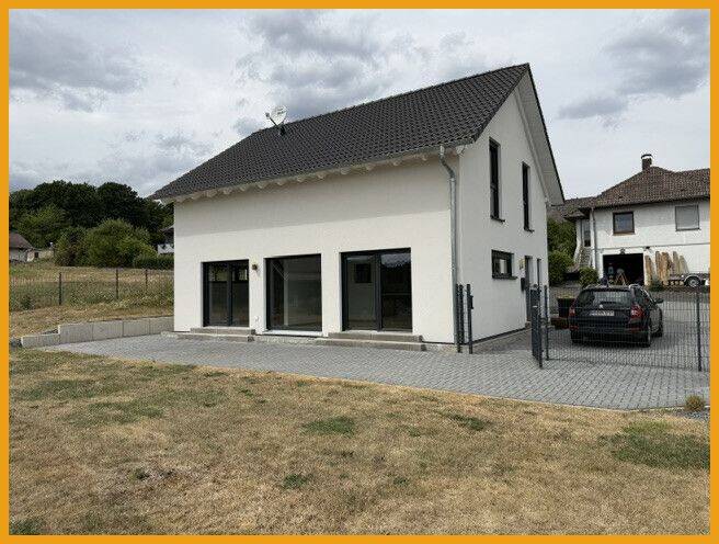 NEUWERTIGES MODERNES WOHNEN MIT FERNBLICK! KEINE KÄUFERPROVISION!, 34632 Jesberg