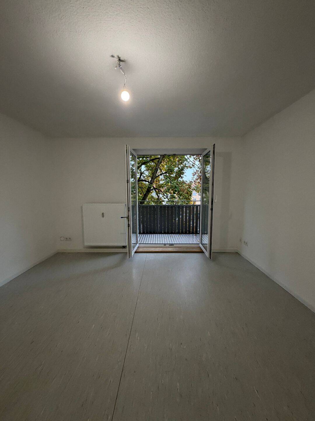 Helle 2-Zimmer-Wohnung in Wöhrd, 90489 Nürnberg (Gärten bei Wöhrd Rennweg Veilhof Wöhrd)