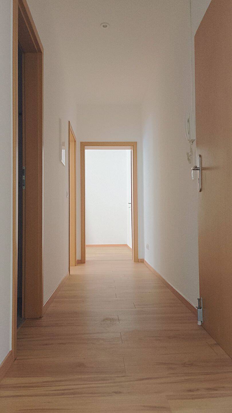 Moderne 2-Zimmer Wohnung in Chemnitz, 9120 Chemnitz (Altchemnitz Bernsdorf Helbersdorf Kapellenberg)