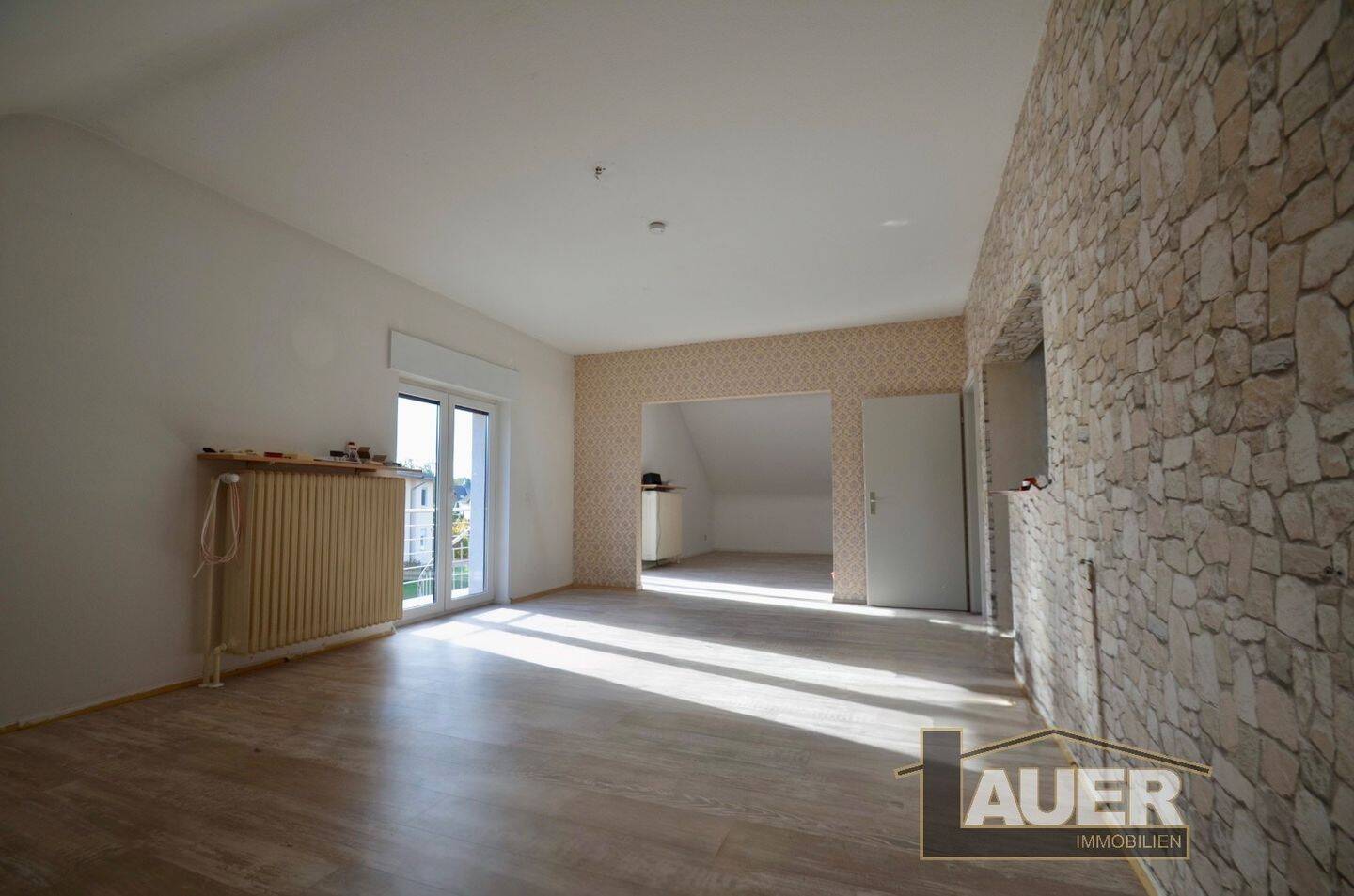 Attraktive 4-Zimmer-Etagenwohnung in 66787 Wadgassen – ca. 93 m² Wohnfläche, 66787 Wadgassen