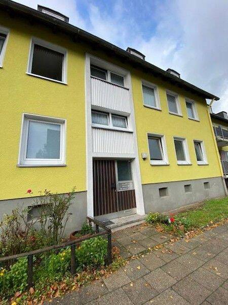 Teilrenovierte 3-Zimmer Wohnung im EG, 45327 Essen (Katernberg Stoppenberg)