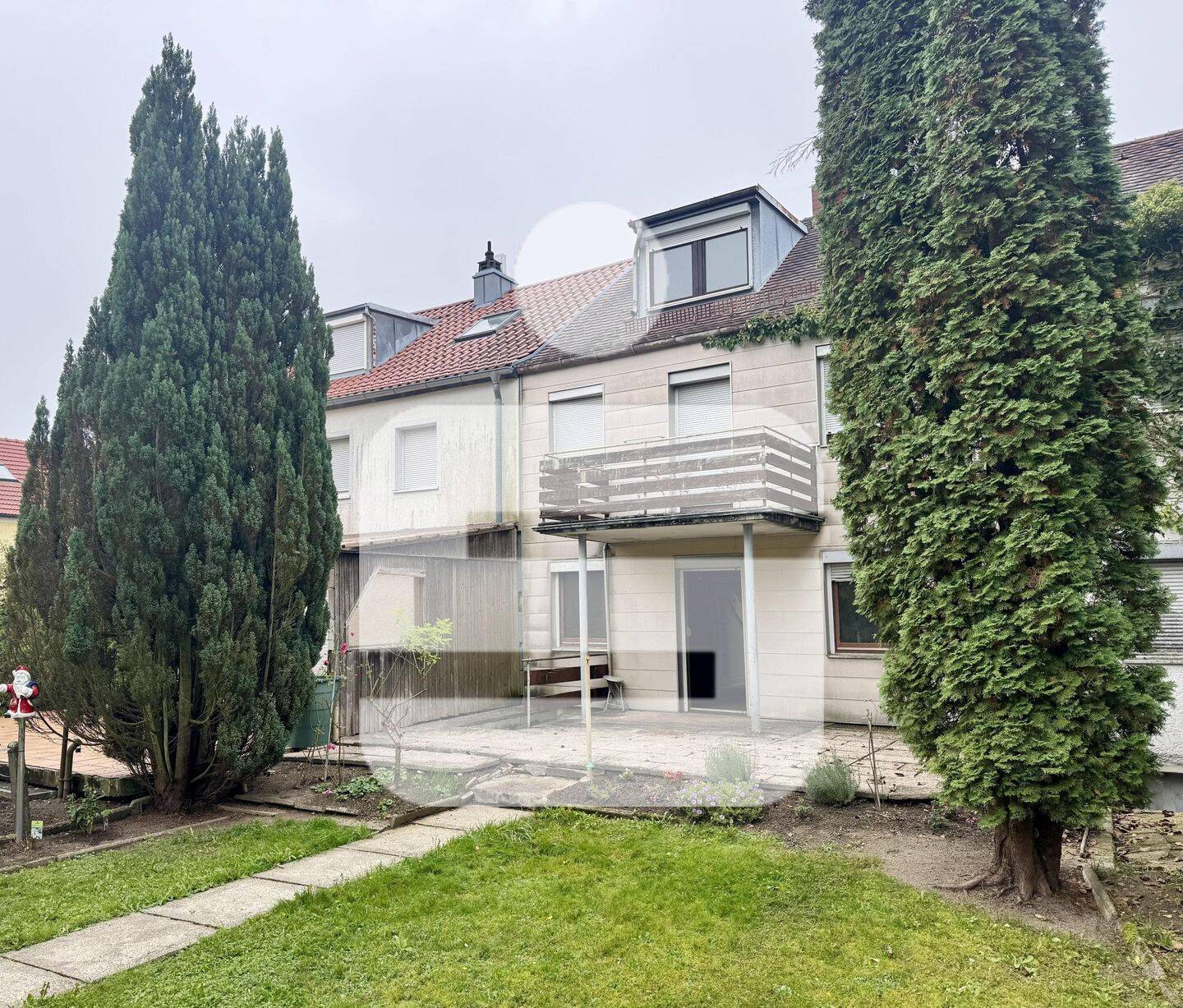 Reihenhaus mit großem Entwicklungspotenzial in Passau-Haidenhof Nord, 94036 Passau (Abraham Haidenhof-Nord Haidenhof-Süd Heining Kohlbruck)
