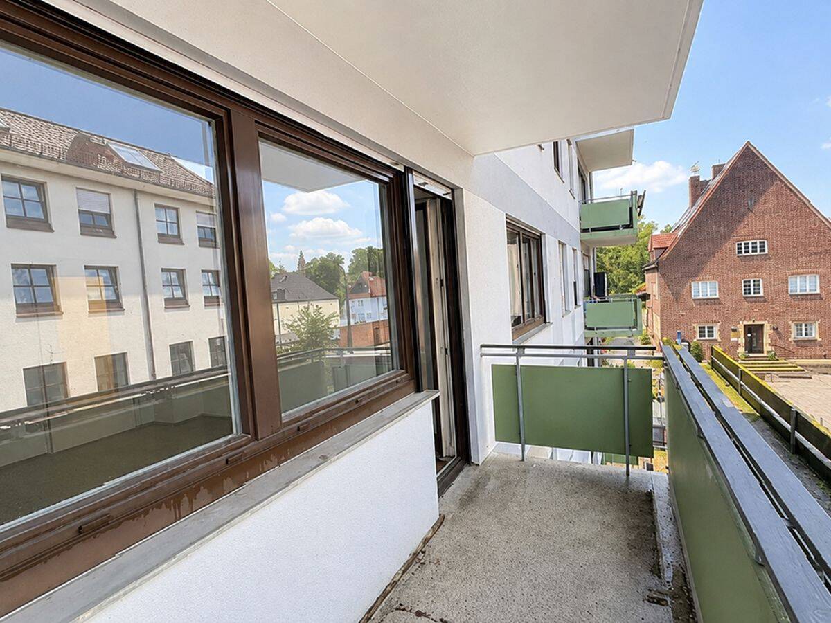 Zuhause für heute, Wertpotenzial für morgen – sofort nutzbar mit sonnigem Südbalkon!, 86199 Augsburg (Bergheim Göggingen Haunstetten Inningen)