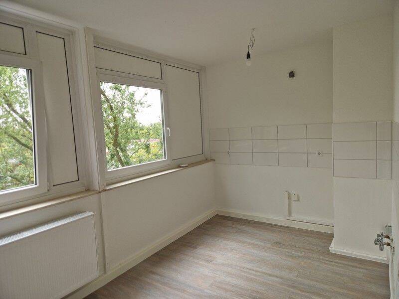 Die gefällt mir: günstig geschnittene und renovierte 2-Zimmer-Wohnung mit Balkon!, 44359 Dortmund