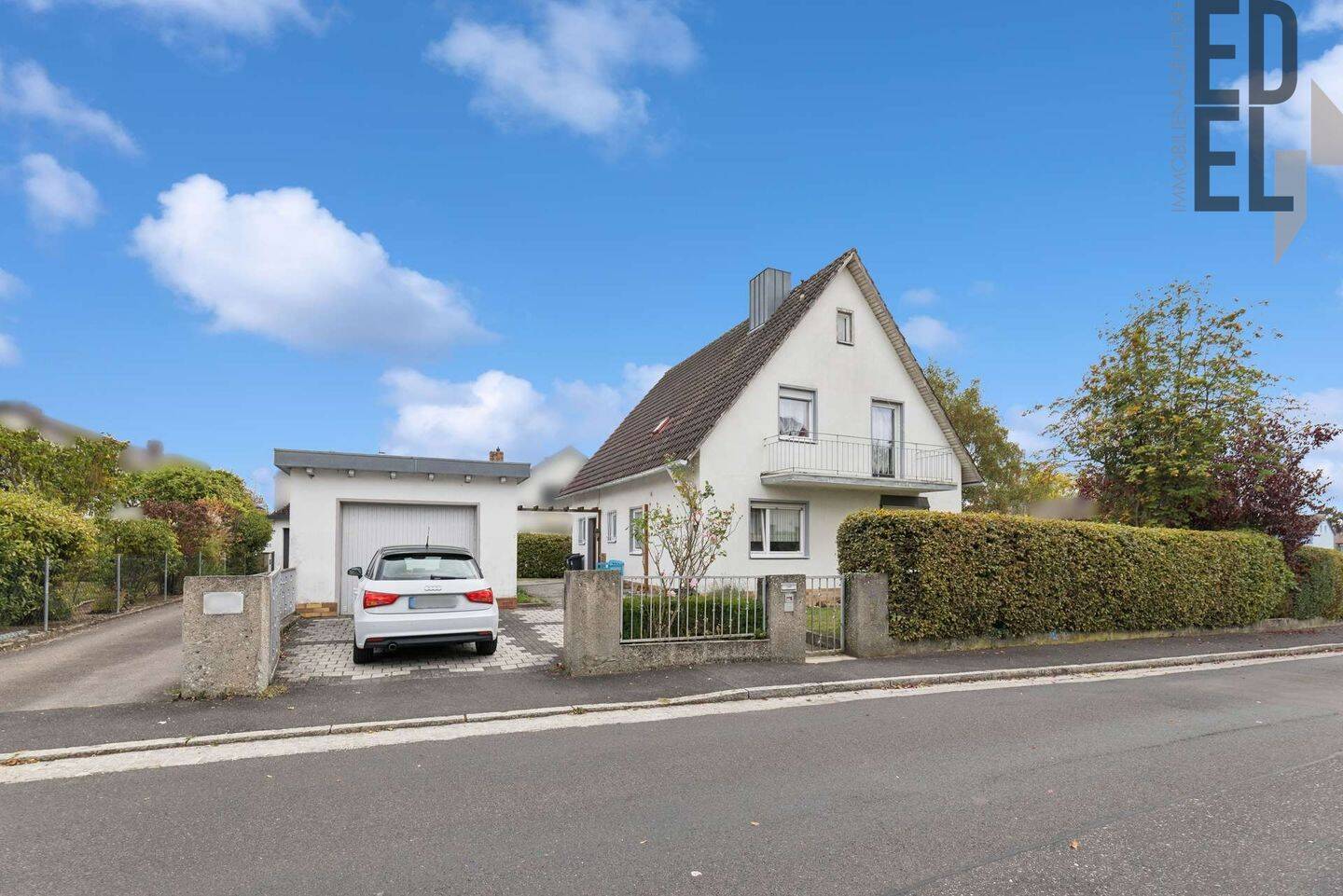 Platz für Ihre Wohnideen! Einfamilienhaus mit großem Garten in Amberg, 92224 Amberg