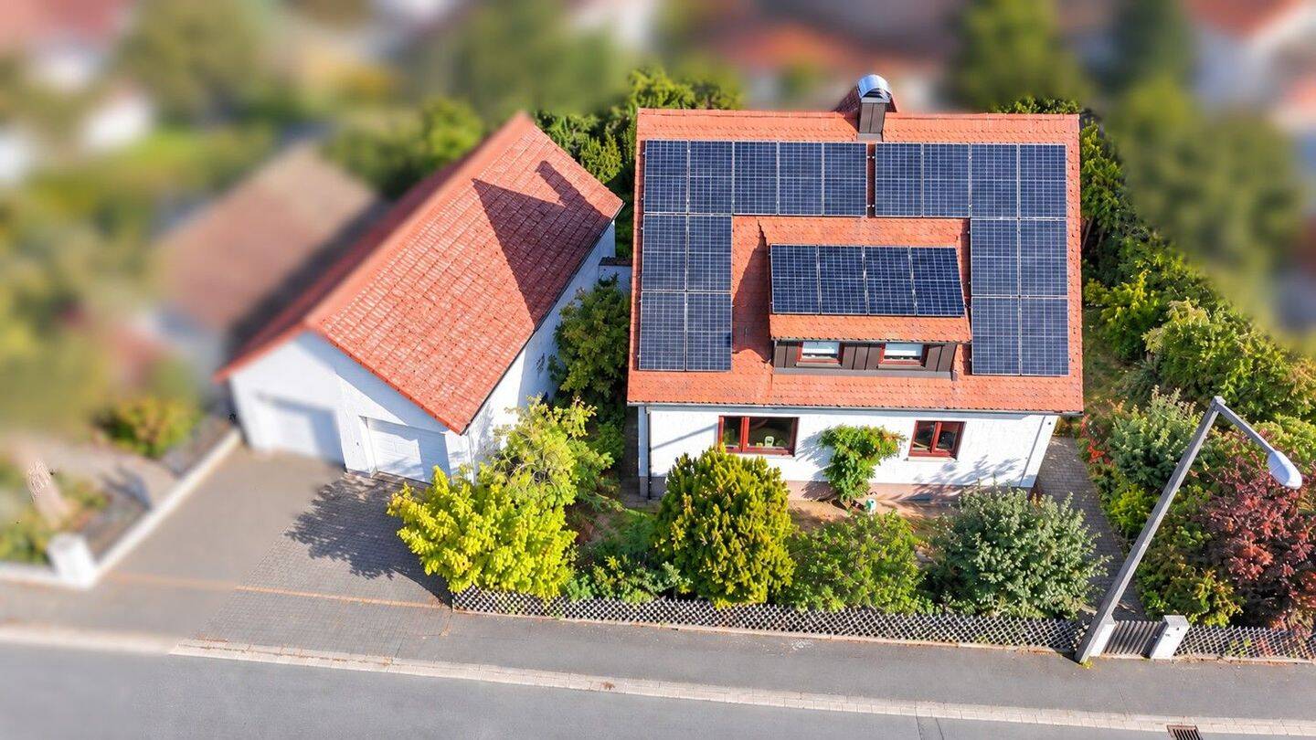 Was für ein Haus! Altbaucharme trifft moderne Technik, 91056 Erlangen