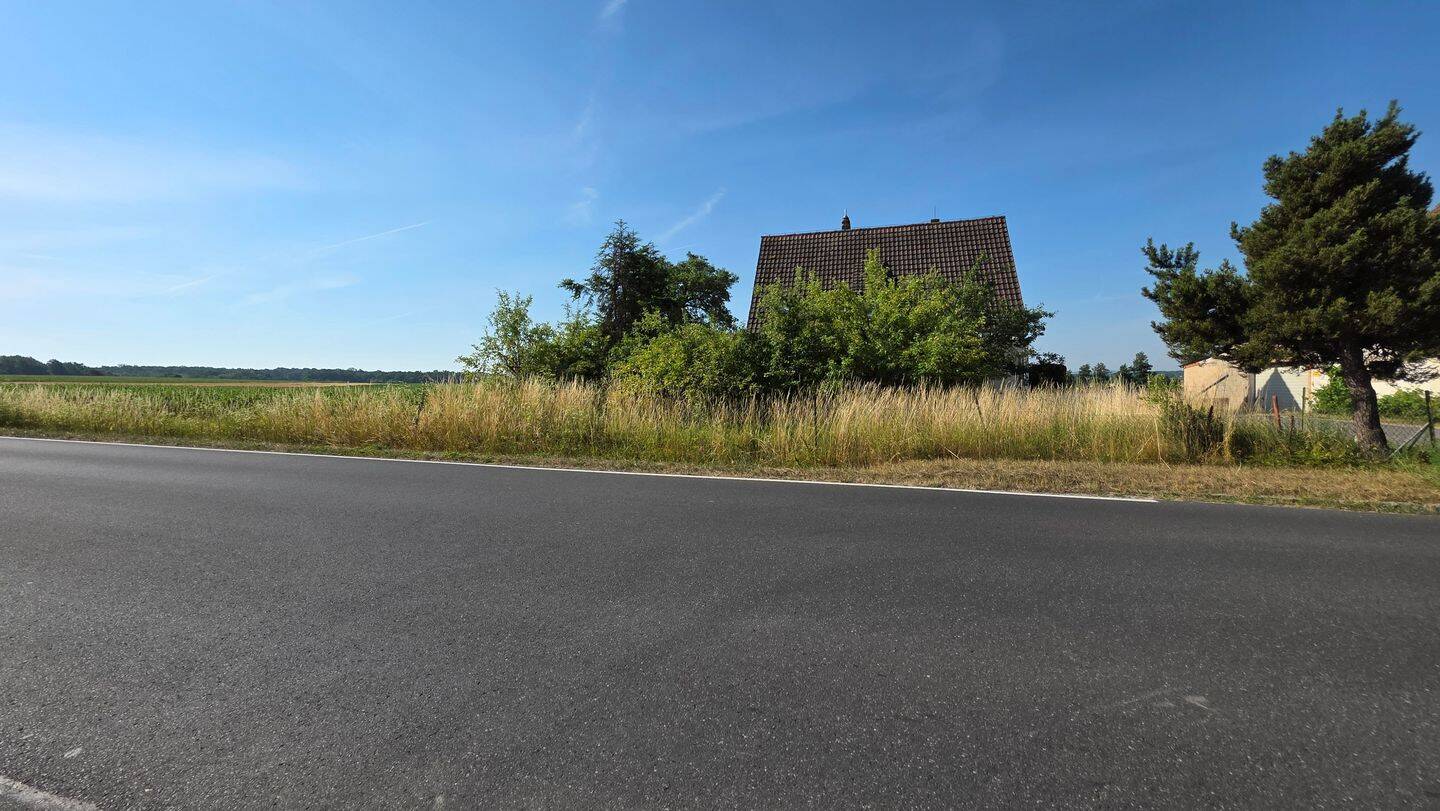 Attraktives Baugrundstück in Neuses am Sand, Prichsenstadt, 97357 Prichsenstadt