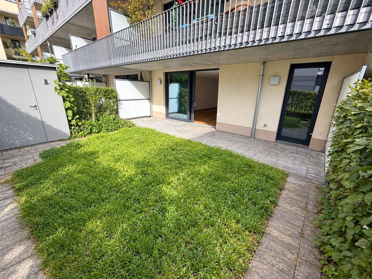 2-Zimmer-Wohnung in Top-Lage von Hanau mit eigenem Garten & Terrasse, 63452 Hanau (Hanau)