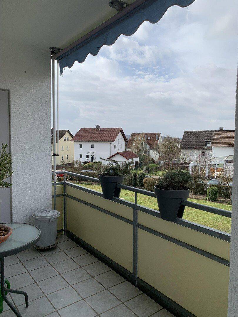 Schön geschnittene 2-Zimmer-Wohnung in Schöneck-Kilianstädten, 61137 Schöneck
